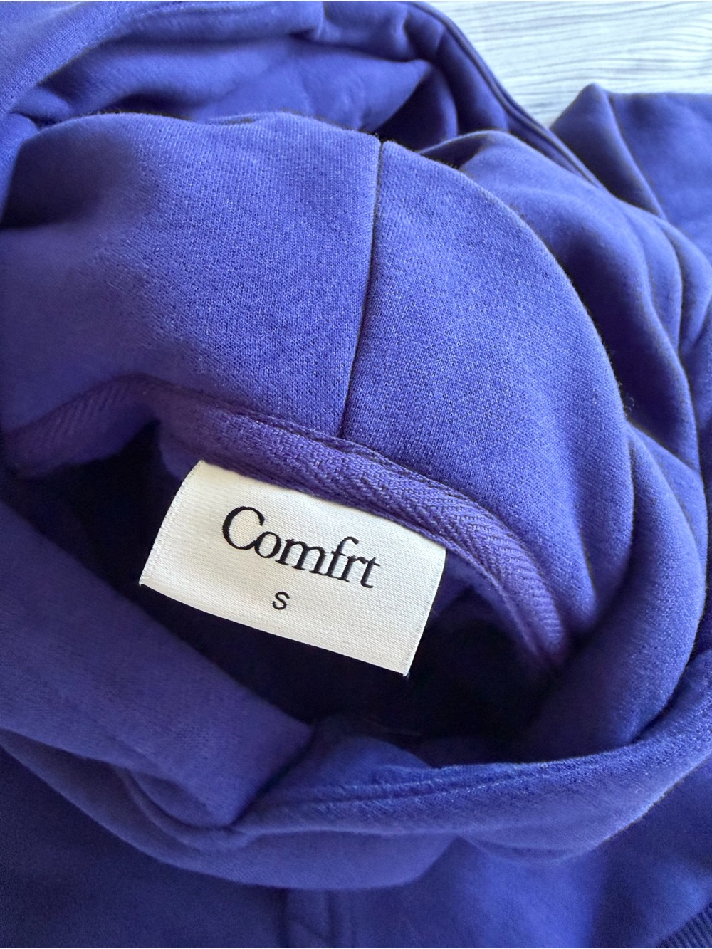 Comfrt signature Hoodie - Picture 3 of 5